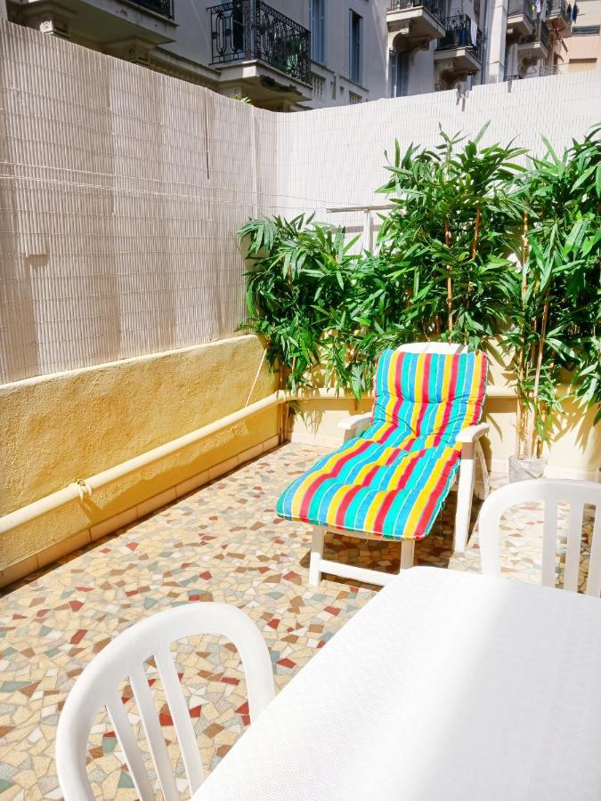 Nice Large 2Br Sunny 20 Meter Terrace Parking Beach Shops Exterior foto